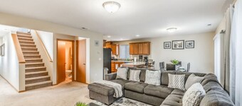 Serenity in Prime Everett Craftsman Near Boeing!