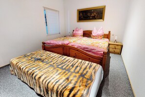 1 bedroom, free WiFi, bed sheets - Family-Friendly Apartment "Fuchsbaude" with Wi-Fi (Allrode)