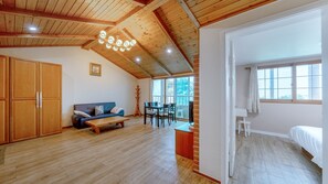 Basic Room, 1 Bedroom (noeul) | 1 bedroom, free WiFi - Ganghwa Nakjo Tema spa Pension (Incheon)