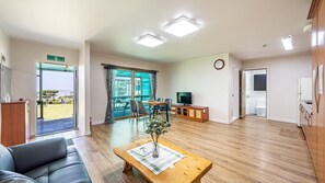 Basic Room, 1 Bedroom (nakjo) | 1 bedroom, free WiFi - Ganghwa Nakjo Tema spa Pension (Incheon)