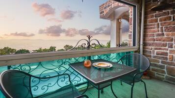 Basic Room, 1 Bedroom (Mujigae201) | 1 bedroom, free WiFi