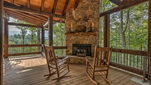 Balcony - Unplug by Escape to Blue Ridge (Ellijay)