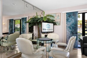 Dining - Ground Floor Condo | 2-Min Walk to Beach | Pools | Tennis | Shuffleboard | Sleeps 4 | WiFi! (Santa Rosa Beach)