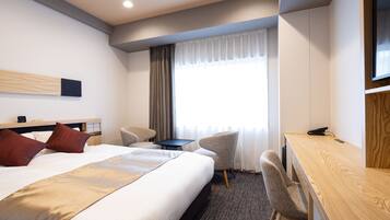 In-room safe, desk, blackout drapes, iron/ironing board