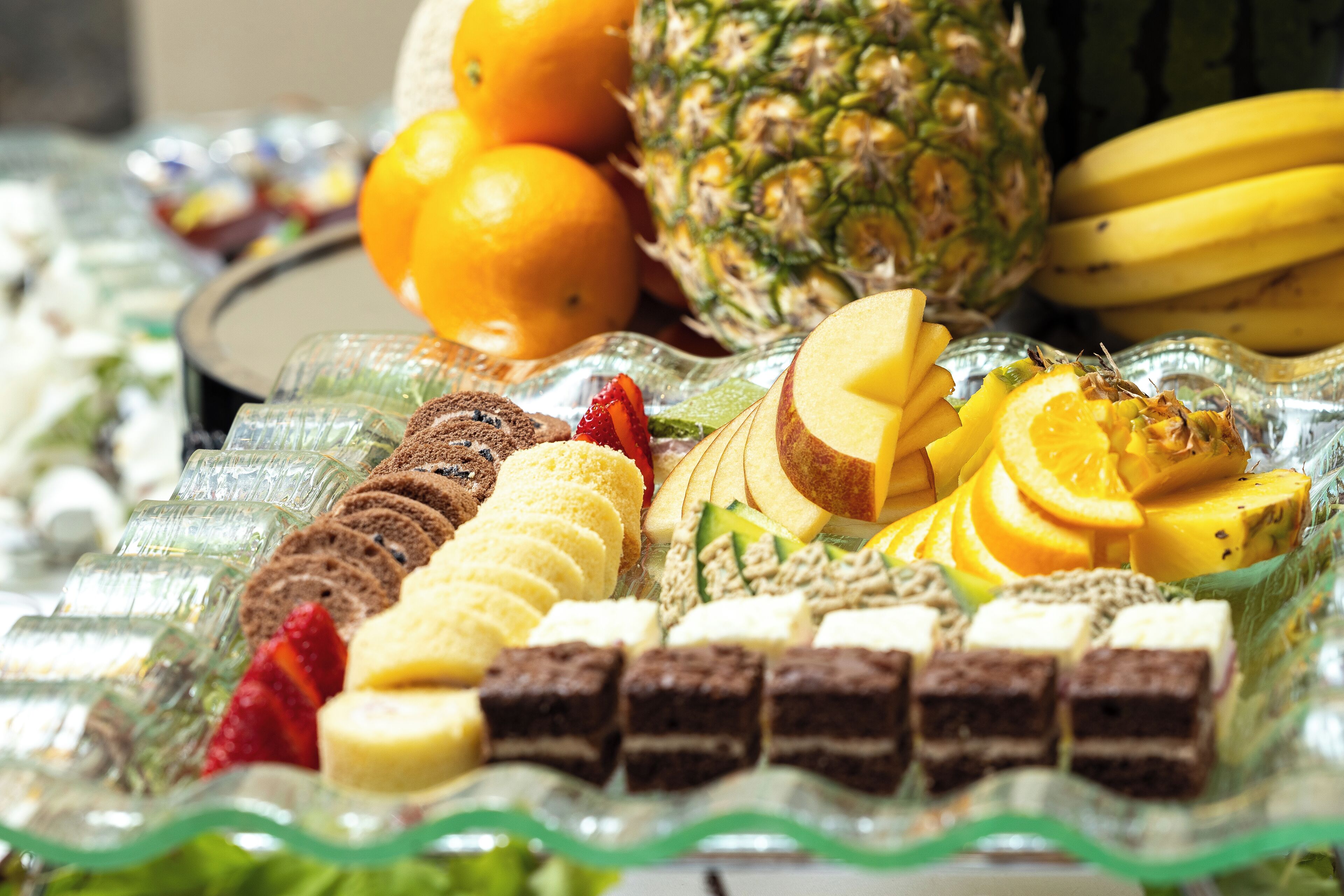 daily buffet breakfast (jpy 1980 per person)