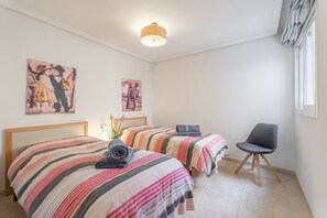2 camere, ferro/asse da stiro, Wi-Fi gratuito, lenzuola
