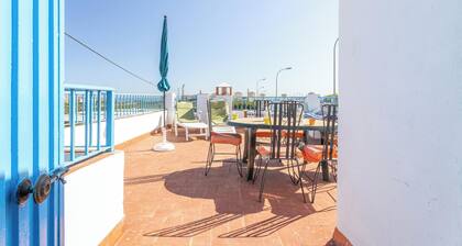 "Casa de la Vega" mit Meer- und Bergblick, Balkon, Klimaanlage und WLAN