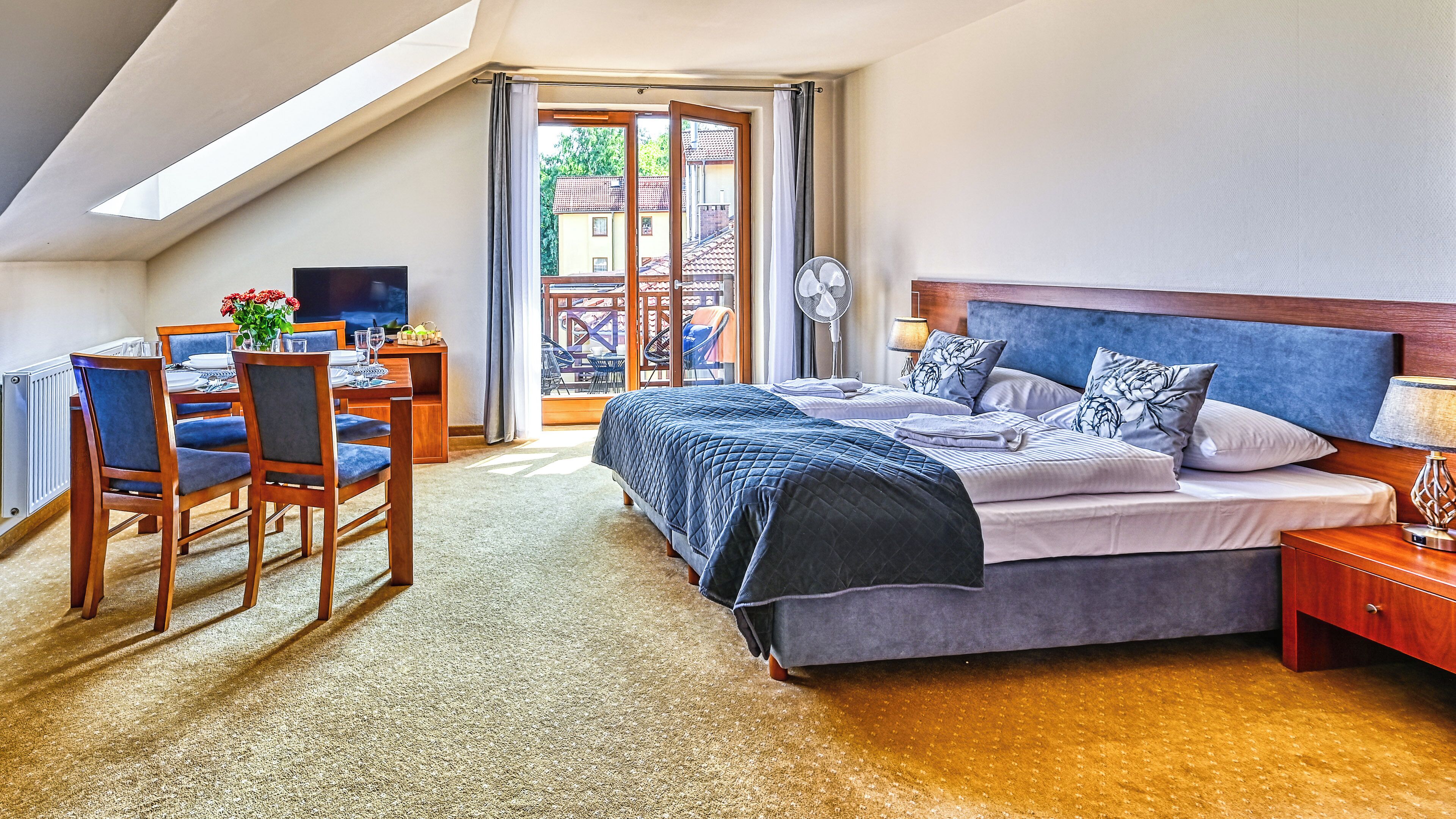 Studio (204 A) | Wohnbereich | Flachbildfernseher