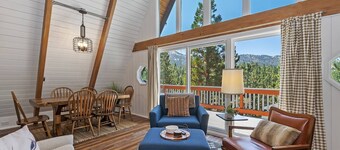 The Frame by Destination Big Bear : Classic A Frame with Ski Slope Views in Upper Moonridge!
