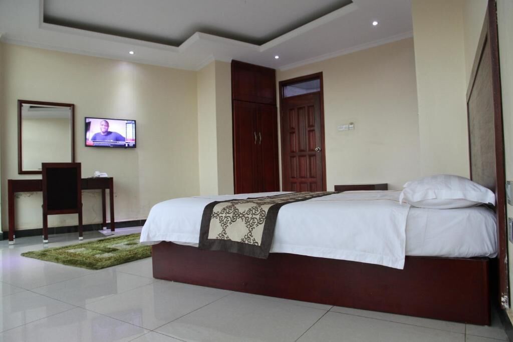 Namayiba Park Hotel - Kampala
