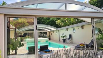 Indoor pool, outdoor pool