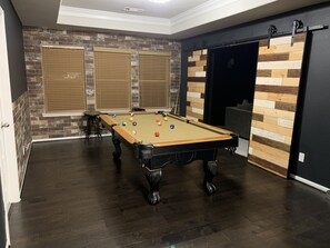 Game room - Just like Home! (richmond)