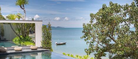 Außenpool, Infinity-Pool, Liegestühle