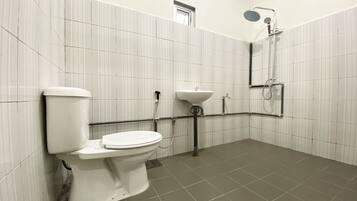 Kamar, 2 kamar tidur | Kamar mandi | Shower dan handuk