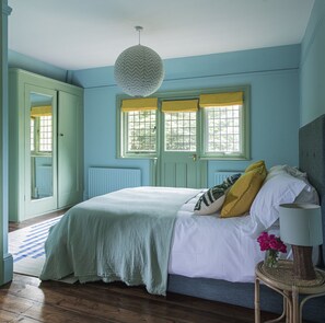 5 chambres, bureau, fer et planche à repasser, Wi-Fi