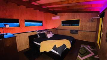 1 bedroom, desk, iron/ironing board, bed sheets