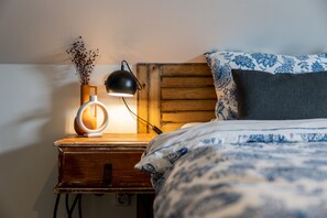 1 bedroom, travel crib, free WiFi, bed sheets - Holiday apartment in Hantum, Friesland – rural setting with a loft vibe (Hantum)