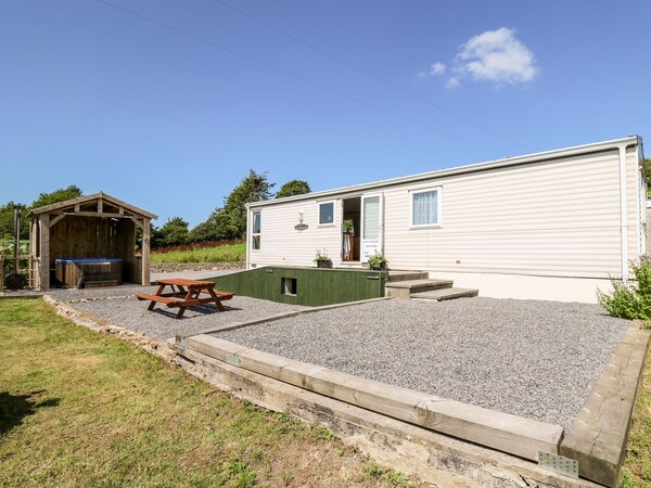 The Lodge - Carmarthenshire