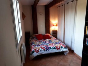 2 bedrooms