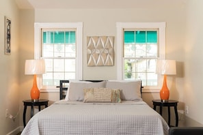 1 chambre, fer et planche à repasser, Wi-Fi, literie fournie