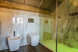 Dusche, Haartrockner