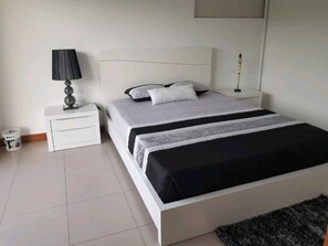 4 Schlafzimmer, Reisekinderbett, kostenloses WLAN, Bettwäsche