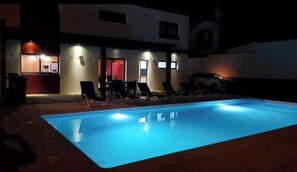 Pool - Luxury villa with populo pool (Ponta Delgada)