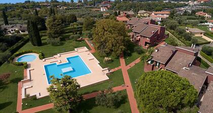 Regarda - Blue View 2 with lake view, 2 bedrooms, pool