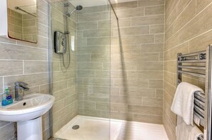 Shower, towels