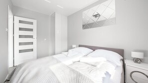 Apartment (23/15) | 1 bedroom, laptop workspace, iron/ironing board, free WiFi