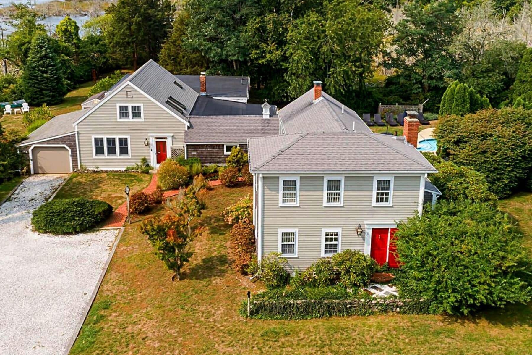 Huge Family Friendly Estate~Pool, Near Bay Beaches