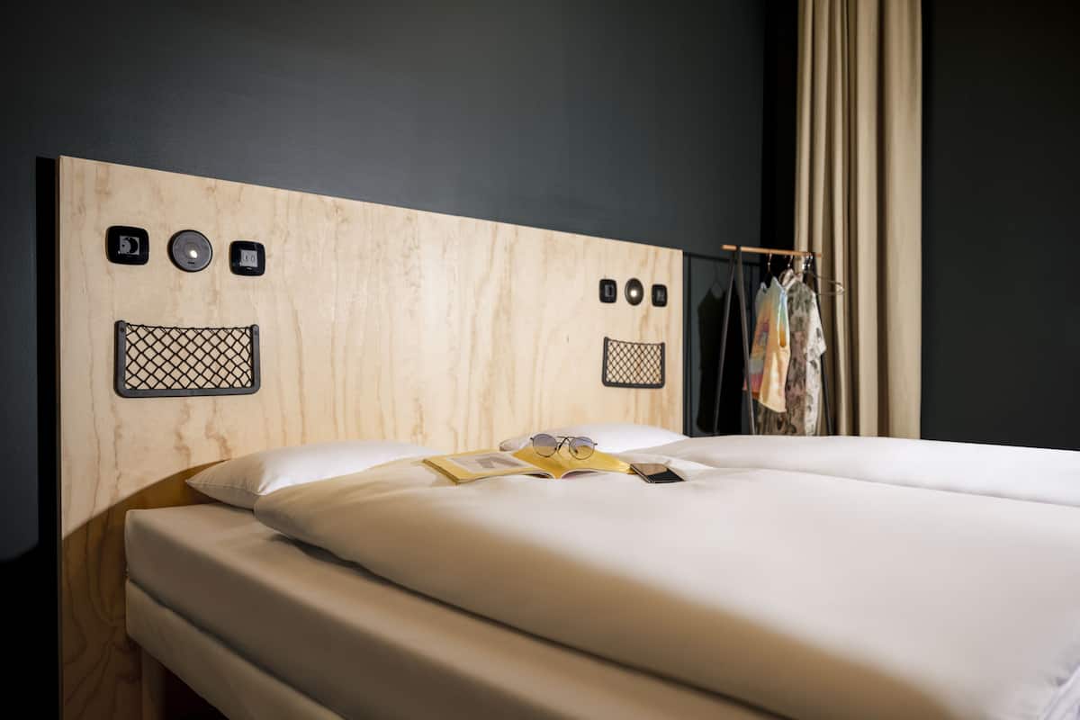 Double or Twin Room | Soundproofing, free WiFi, bed sheets