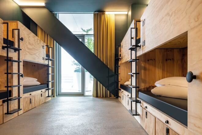 Soundproofing, free WiFi, bed sheets