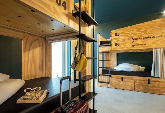 Soundproofing, free WiFi, bed sheets