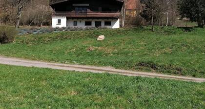 Individual chalet for up to 12 people. Tennis court.