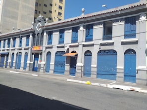 Fachada da propriedade