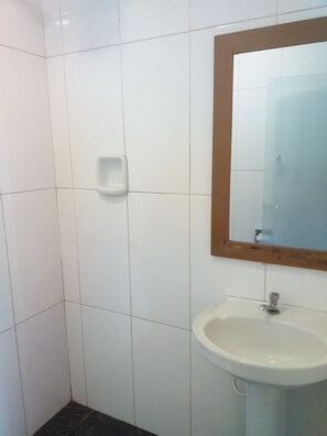Bathroom - Hotel Michel (São Paulo)