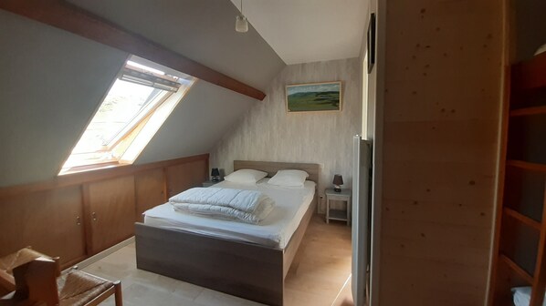 2 bedrooms, free WiFi