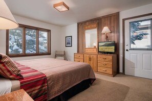 2 habitaciones, tabla de planchar con plancha y wifi gratis 
