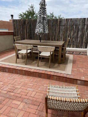 Outdoor dining - Location, Location, Location! Downtown Santa Fe (Santa Fe)