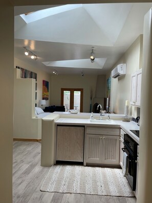 Fridge, microwave, oven, stovetop - Location, Location, Location! Downtown Santa Fe (Santa Fe)