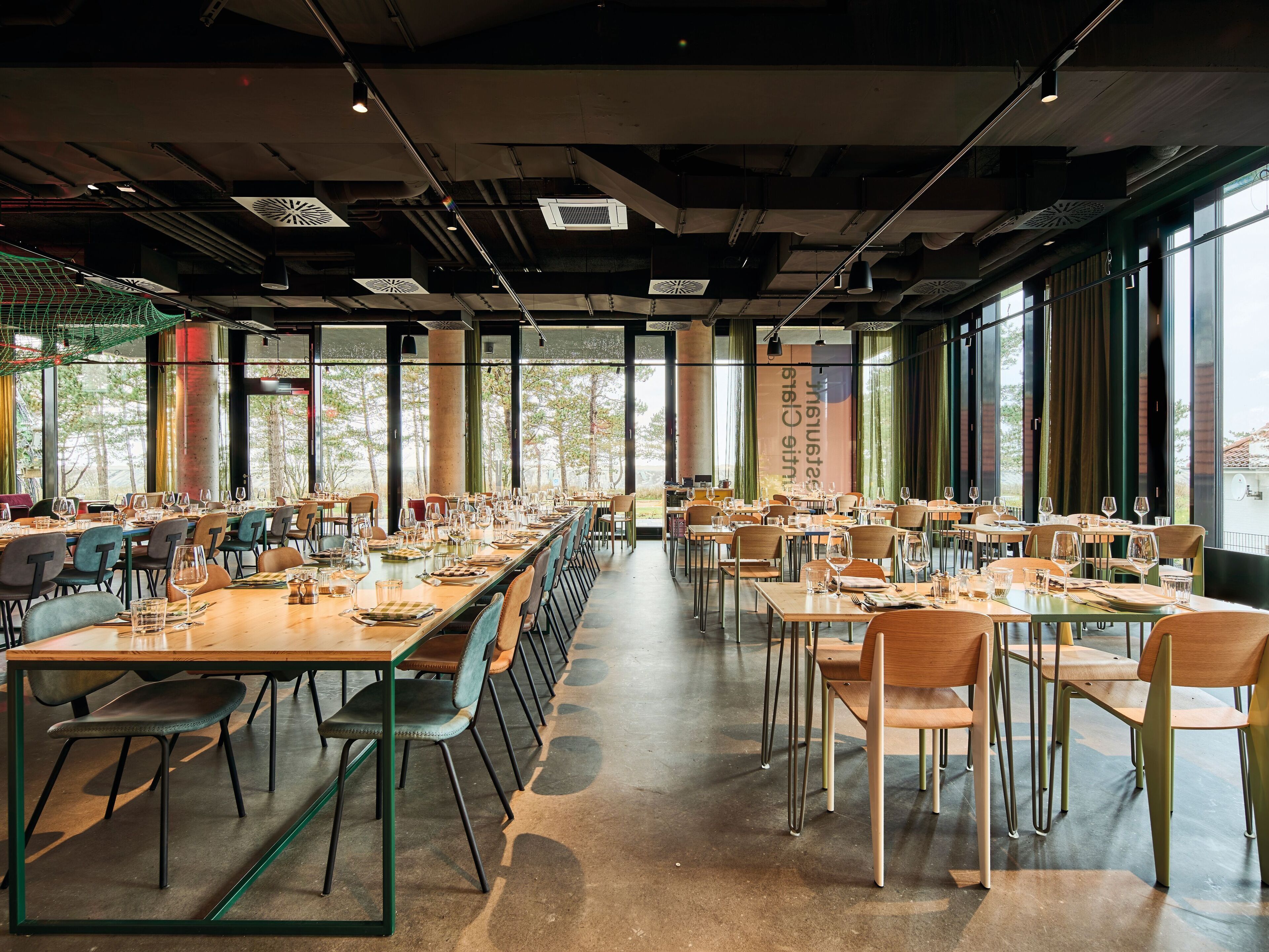 breakfast, lunch, dinner served; regional cuisine