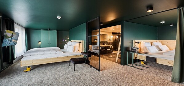 Green Horizon Suite, Forest View