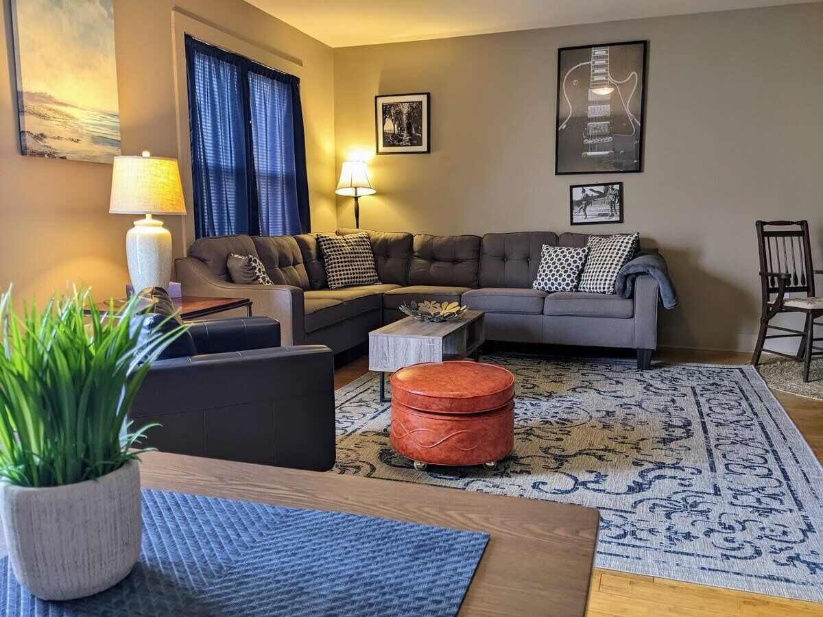 The Lofts of Downtown (540 N 2nd St, #206)