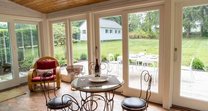 Luxurious Farmhouse - 8 mins to Beaver Stadium