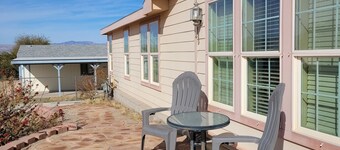 Your Desert Retreat
Snowbirds Discount at our Pet Friendly home