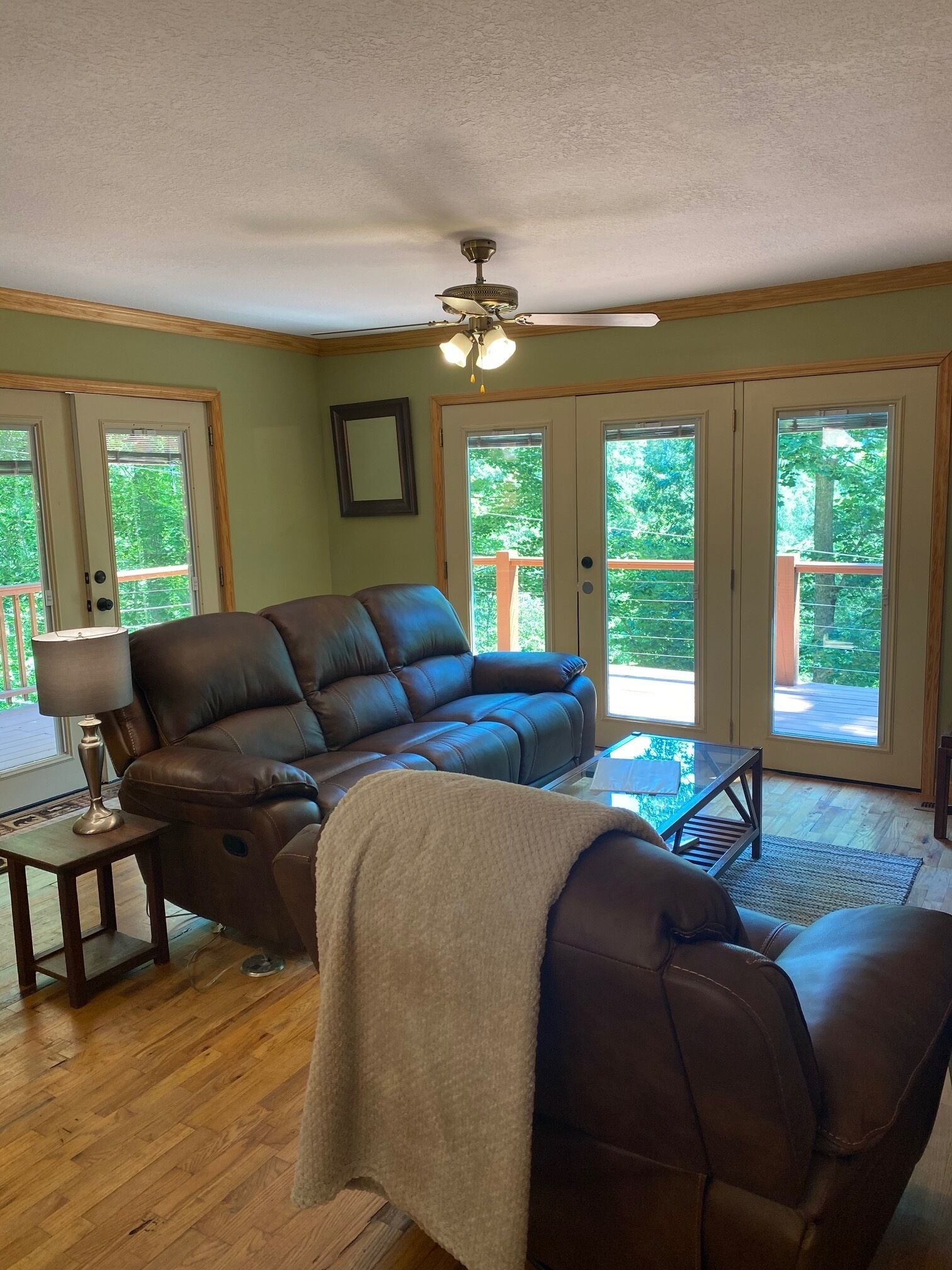 TV, fireplace, DVD player, stereo