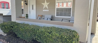 Beautiful Bungalow nestled in Nelsonville near Hocking Hills