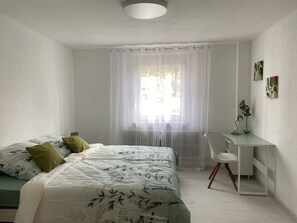 1 Schlafzimmer, WLAN, Bettwäsche