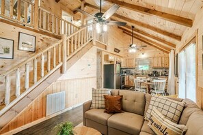 Smart-TV, peis, videospill og bøker